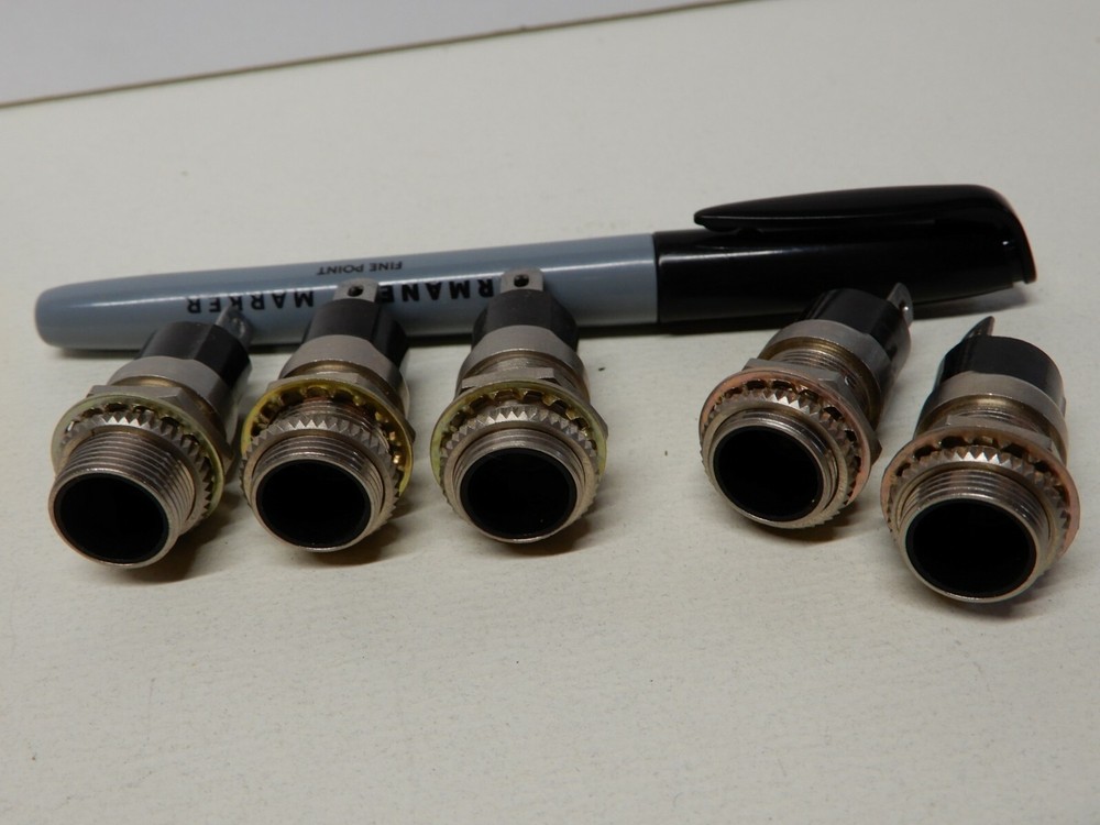 Dialco Metal/Plastic Panel Indicator Sockets Qty 5 NOS w/ Hardware For Bayonet