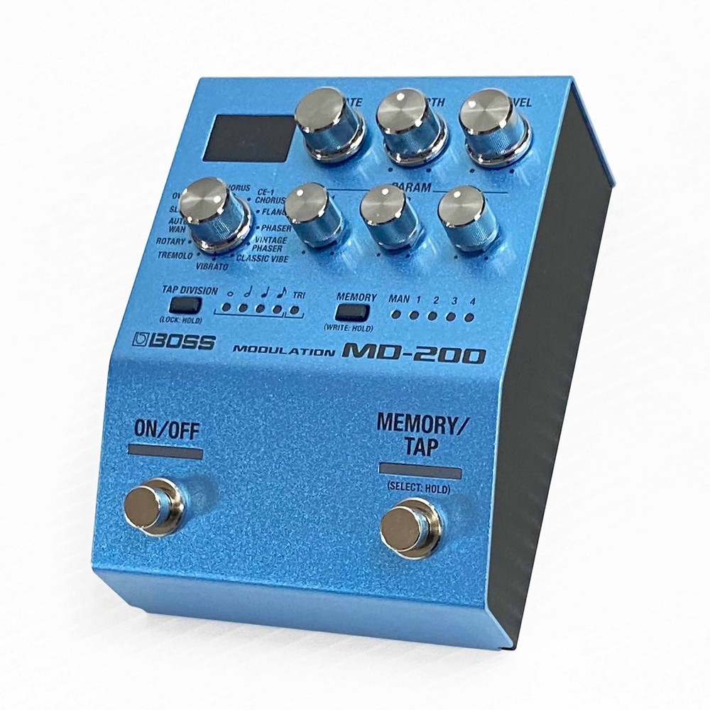 BOSS MD-200 Multi Modulation Pedal 12 Effects Dual Footswitch Used
