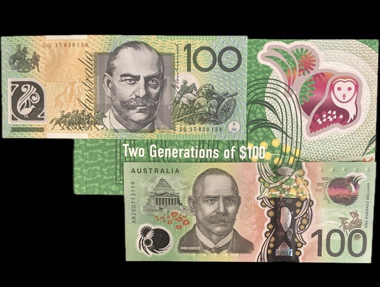 Australia Two Generations $100 UNC Banknotes In Folder