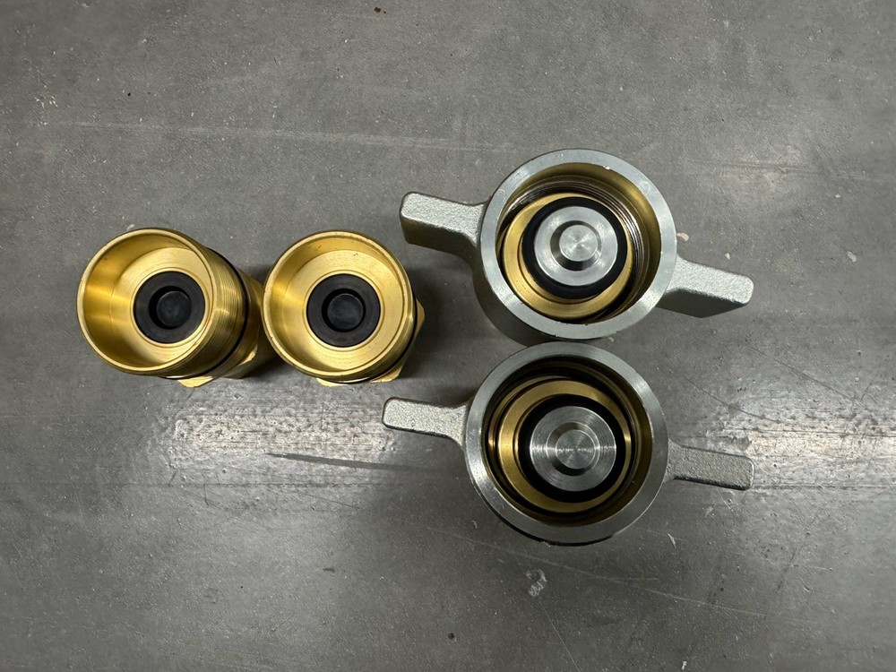 1" NPT Wet-Line Wing Nut Hydraulic Quick Disconnect Coupler / Coupling Set