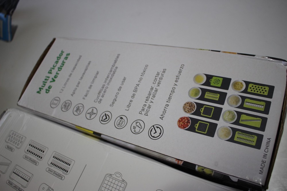 2 SETS VEGETABLE CHOPPER