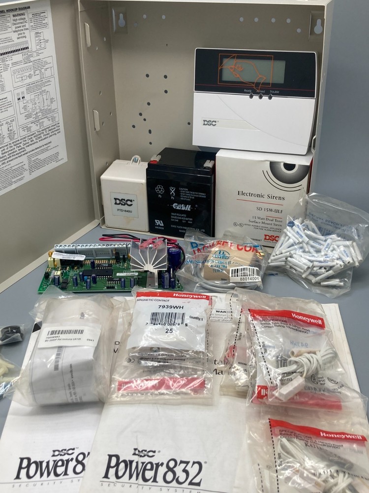 DSC Power 832 Security System Keypad, battery, contacts, 500ft Wire, control box