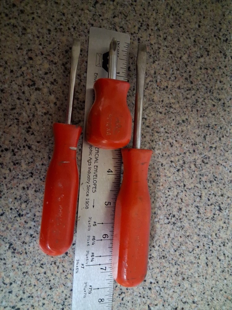 Mac Tools P212XA #2 Stubby Phillips, 2 Flat Head Screwdriver Red Handle