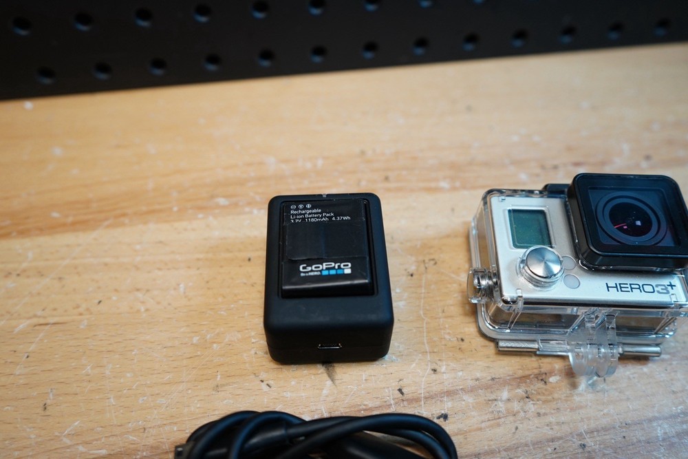 (F) GoPro HERO3+ Black Edition Camera Charger Bundle