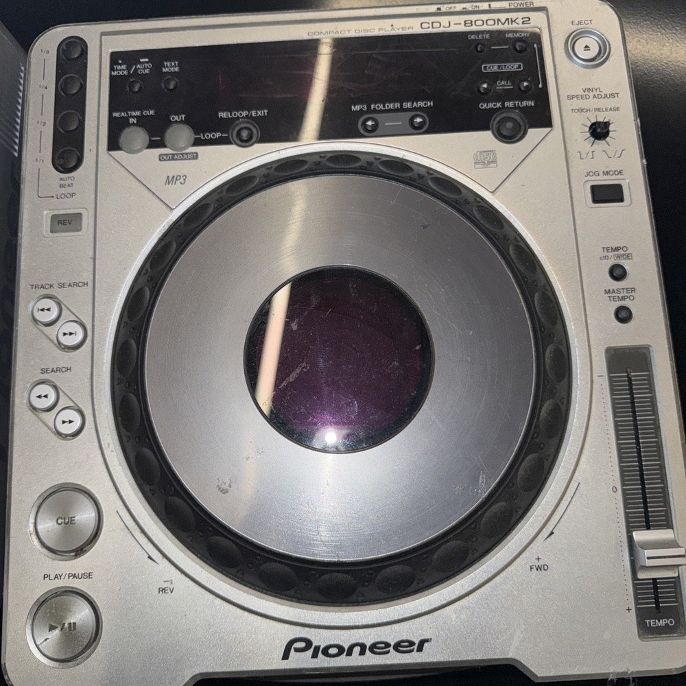 Pioneer CDJ 800MK2