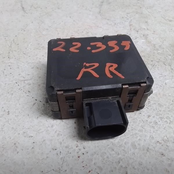 GLC300SUV 2020 Camera/Projector 951020