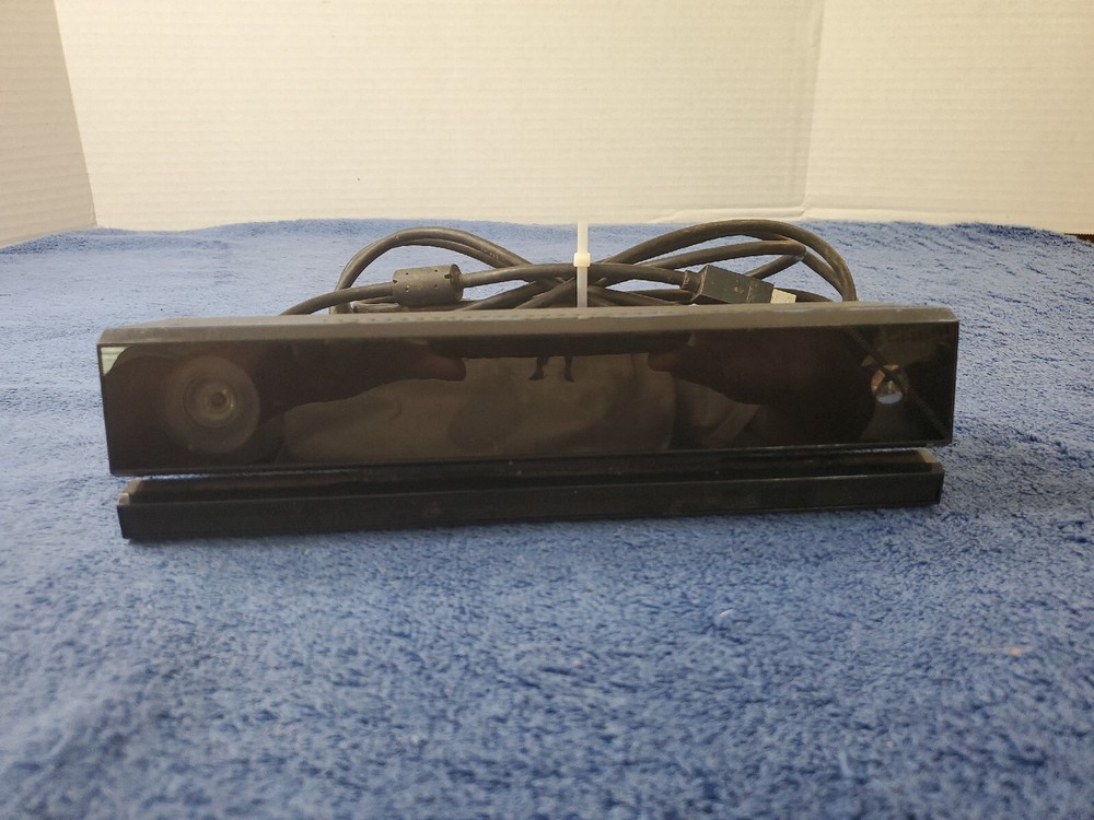 Microsoft Xbox One Kinect Camera Motion Sensor Bar Black MODEL 1520 OEM