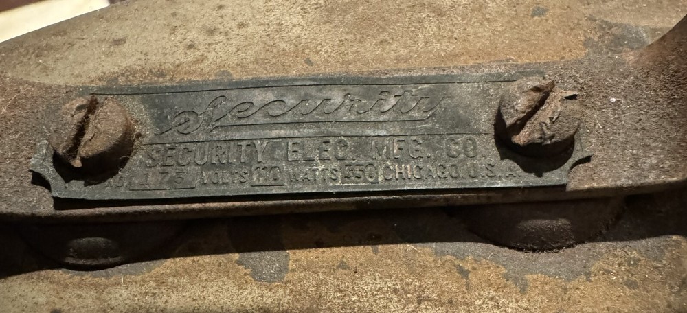 Security Elec Mfg Co Iron with Wood Handle