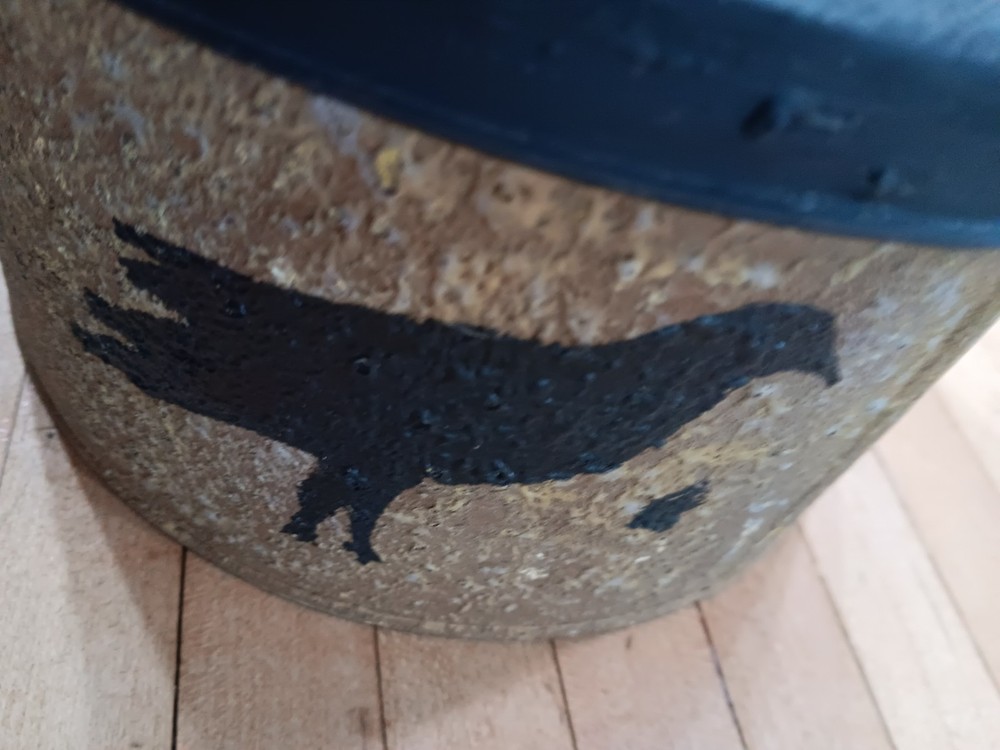 Primitive Oval Pantry Box with Black Ravens and Textured Lid