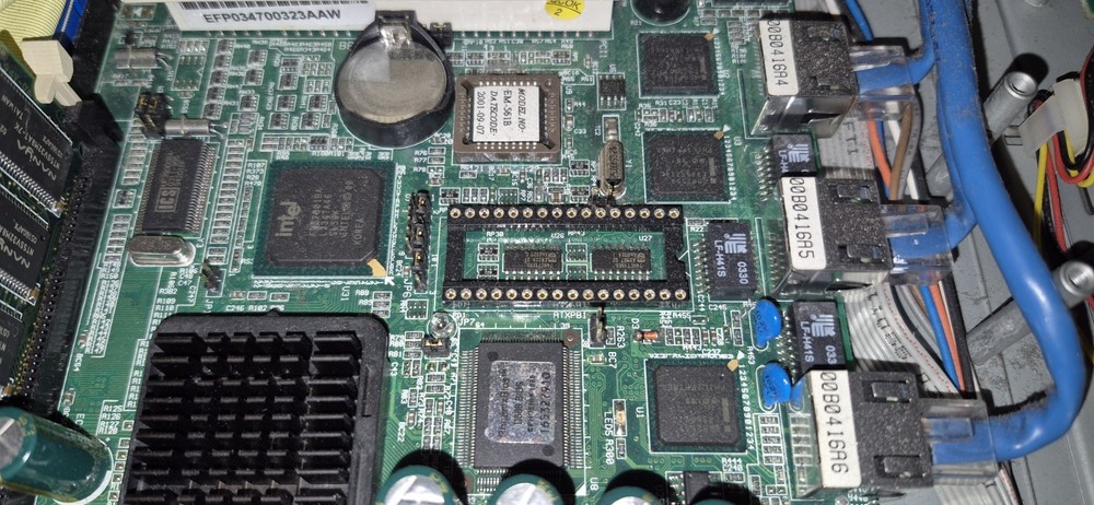 ServGate EdgeForce Plus SG230, FIREWALL / VPN NETWORKING , POWERS ON ,SOLD AS IS