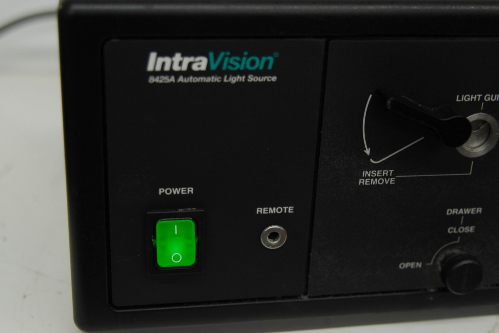 Linvatec Intravision 8425A Automatic Light Source