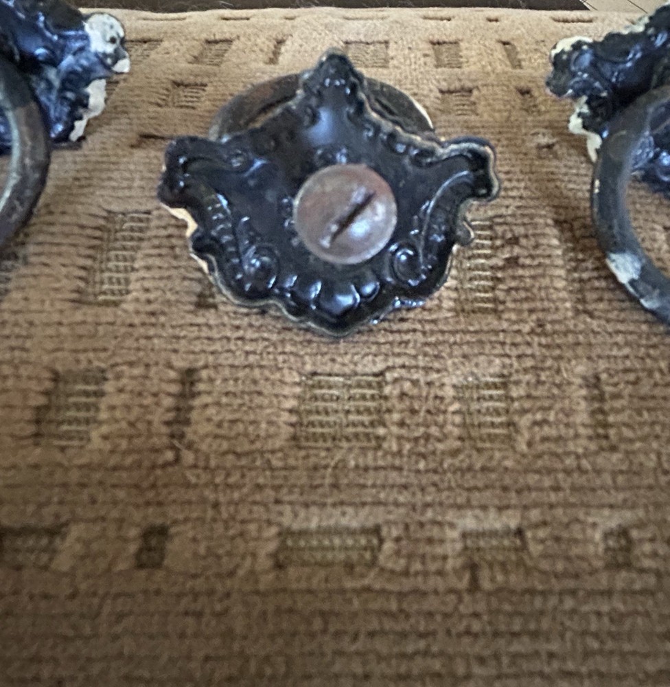 6 Antique Victorian Era Drawer Pulls And 2 Round Drawer Pulls