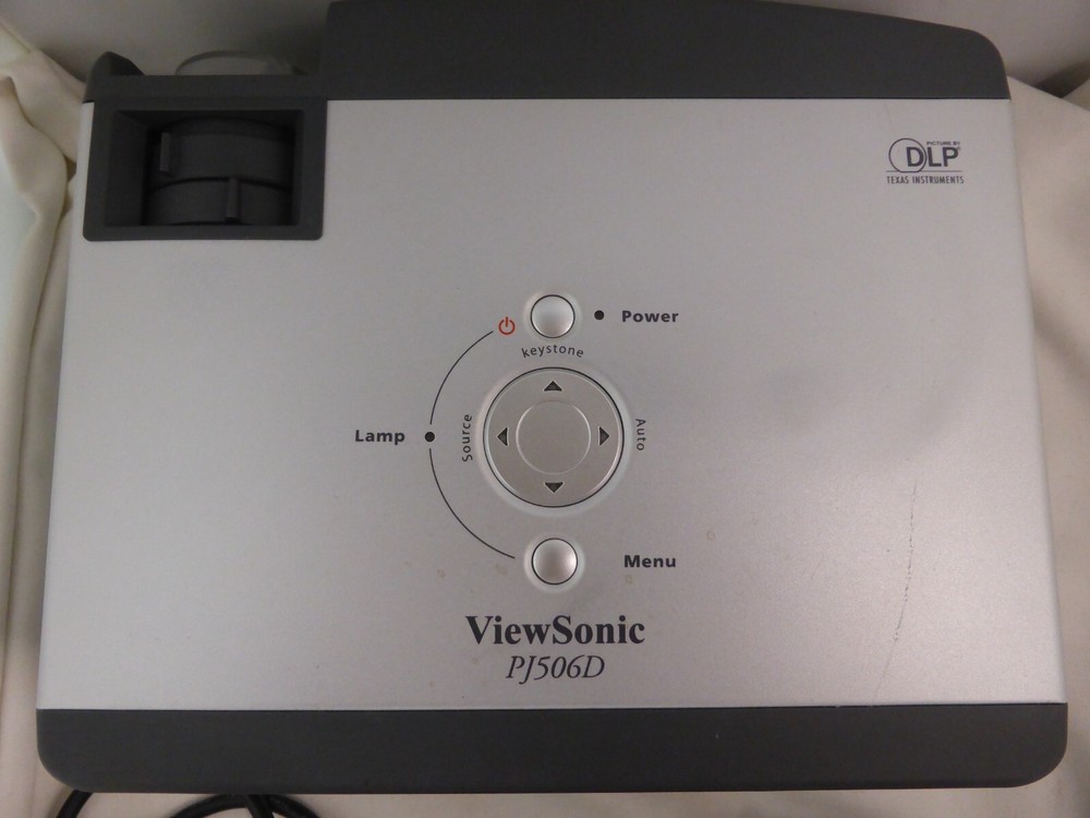 ViewSonic PJ506D DLP Projector - Tested / Working
