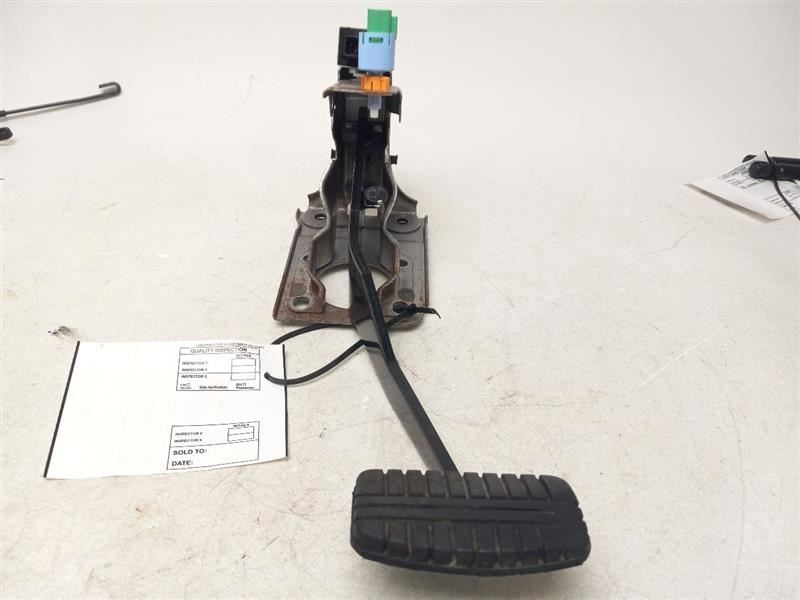 2011 MITSUBISHI OUTLANDER BRAKE PEDAL