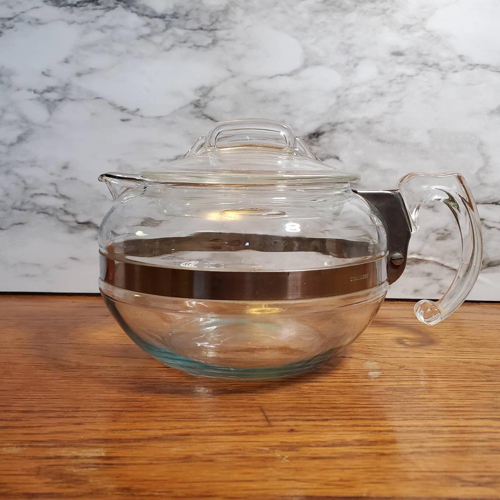 Pyrex tea pot, 6 cup tea pot, flameware, antique kitchenware, 1940s