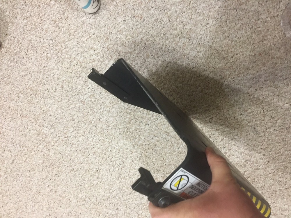 Hunter Engineering alignment rack step