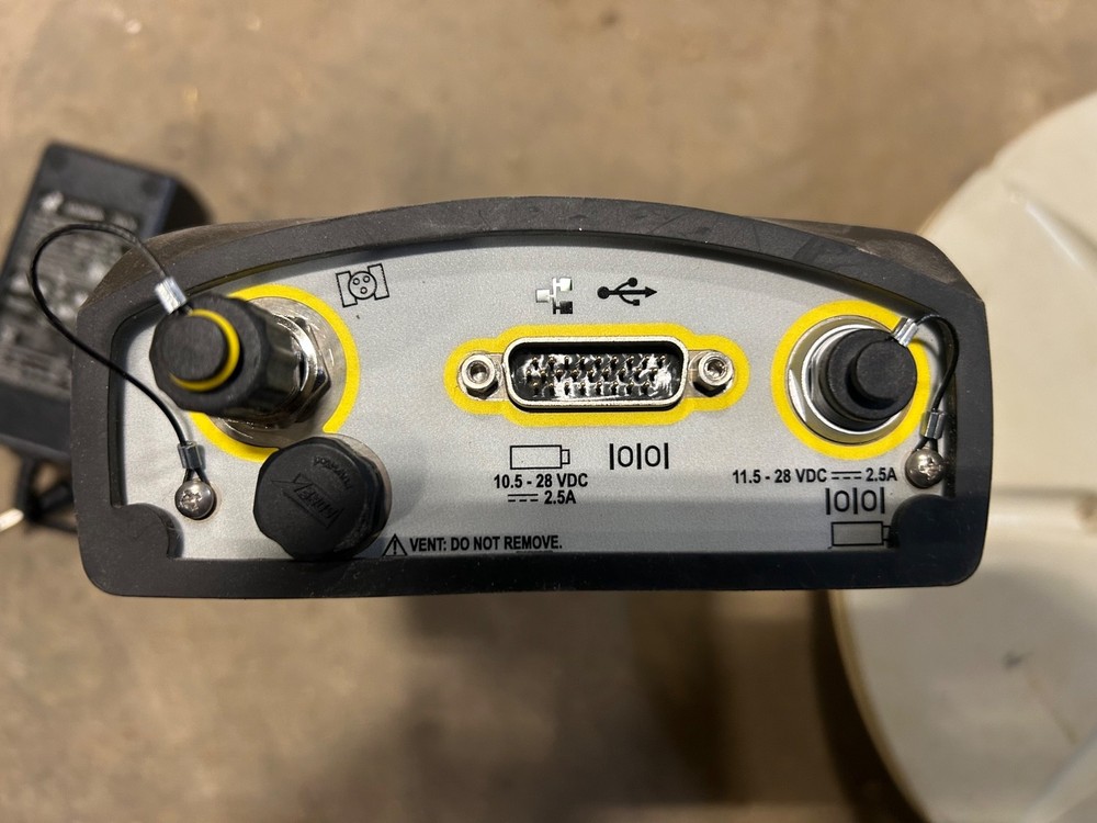 Trimble AgGPS 542 RTK GLONASS Base Station