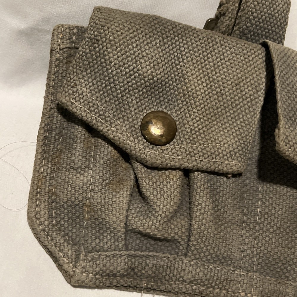 British WW2 Era Army Ammo Pouch