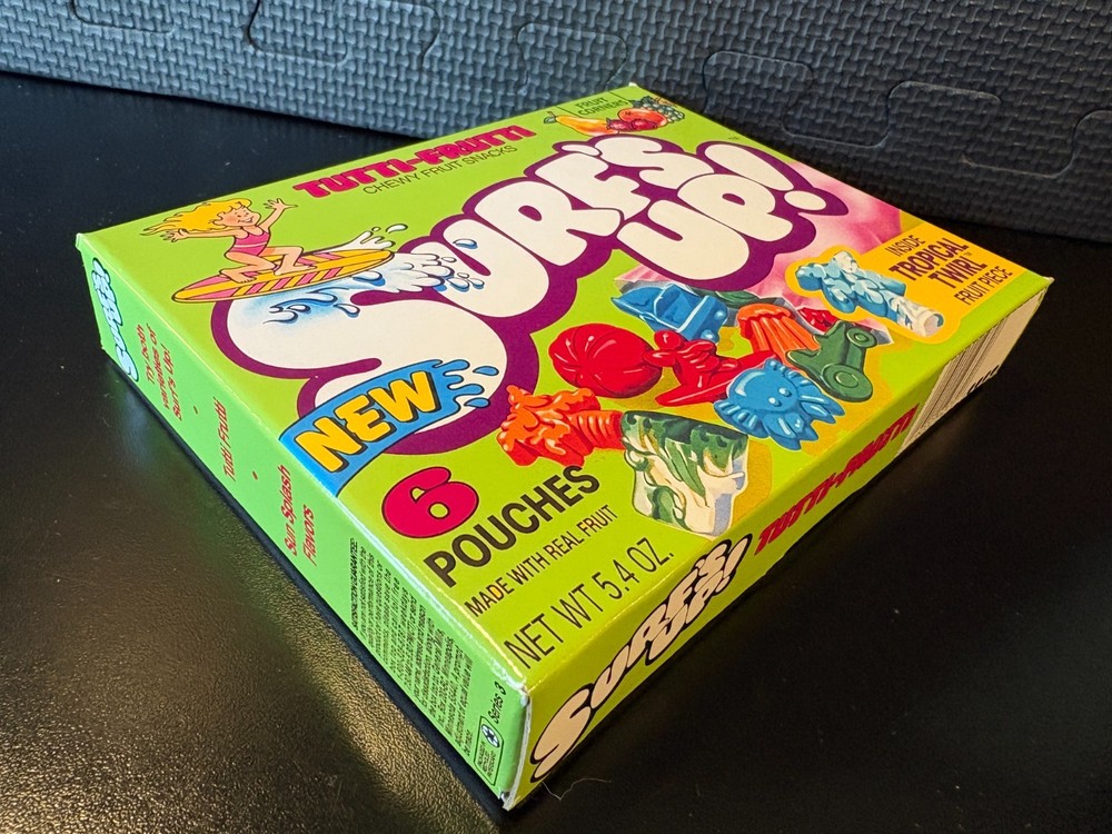 Surfs Up fruit snacks - Empty custom design display box