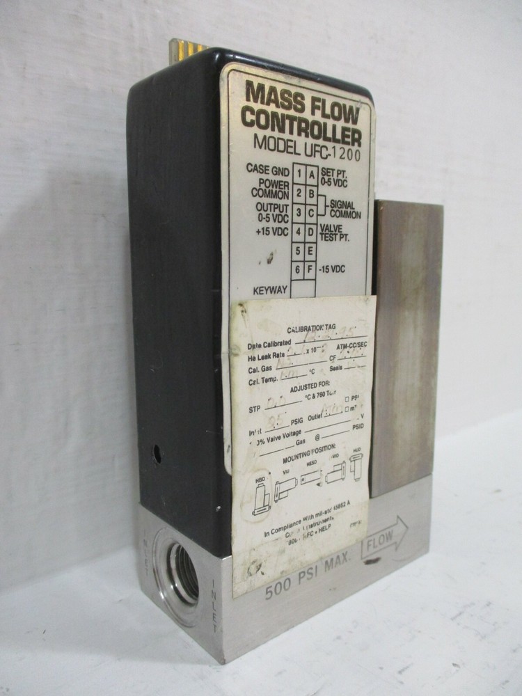 Unit Instruments UFC-1200 Mass Flow Controller Gas 5-SLM