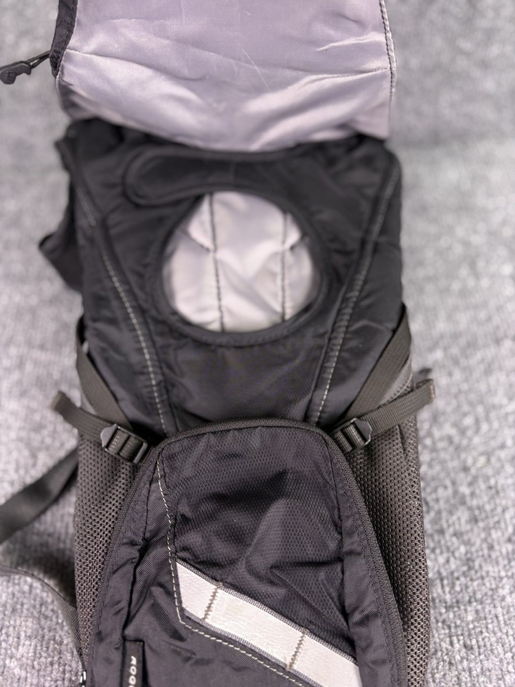 CamelBak Rogue Light 7 Hydration Pack70 Oz Black