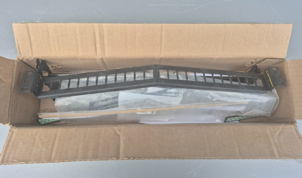 OPEN BOX ORTRONICS LEGRAND PHAHJU24 HDJ Series Unloaded Angled Patch Panel