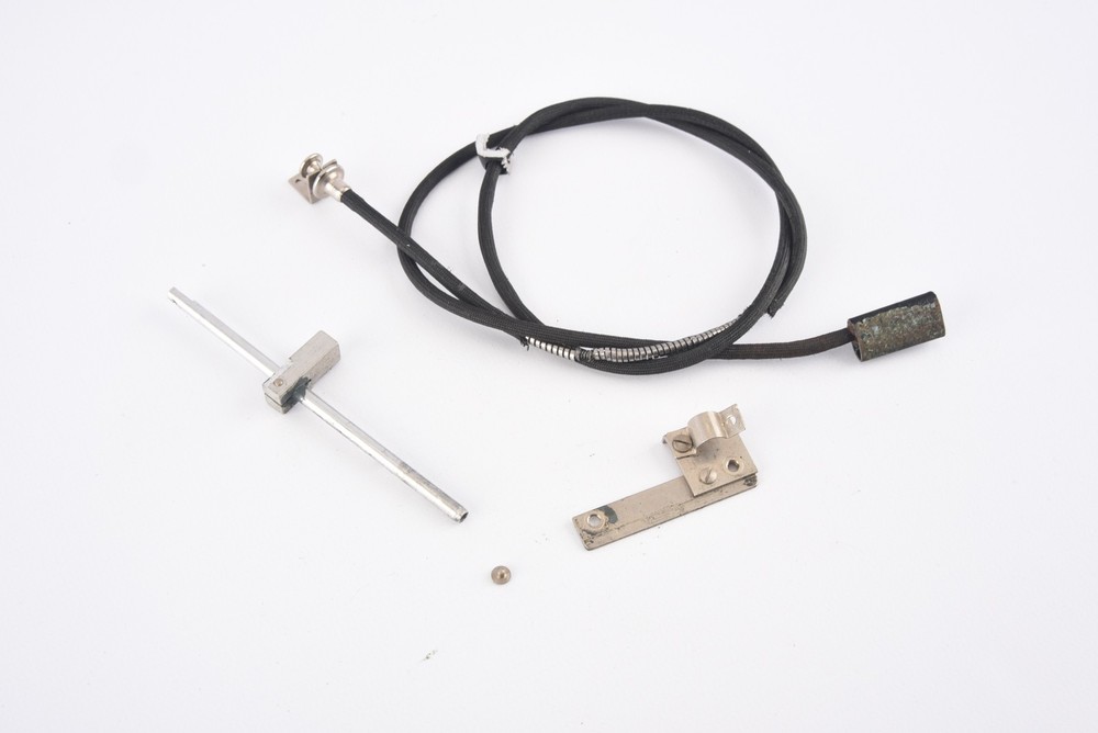Plaubel Makiflex Automatic Camera Part Shutter Release Cable & Hardware V04