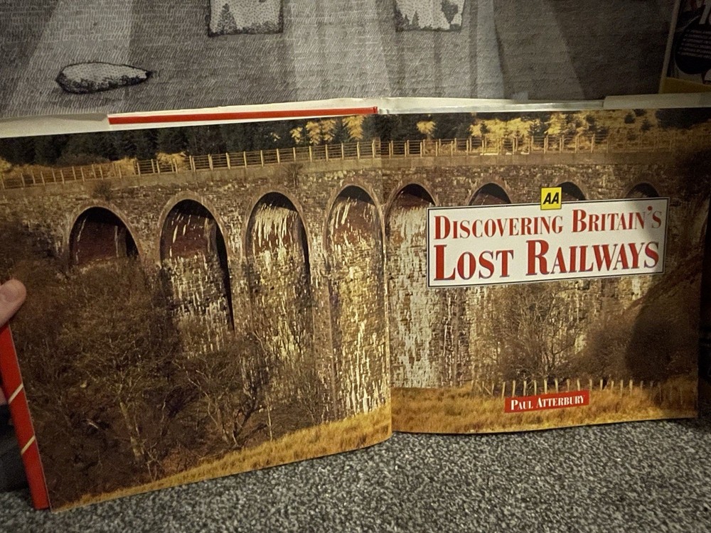 Discovering Britain’s Lost Railways Local Railway History Book 🚂