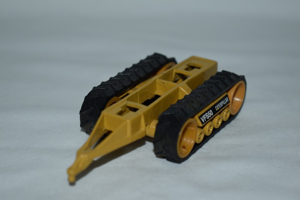 Ertl 1:64 Caterpillar VFS50 Undercarriage