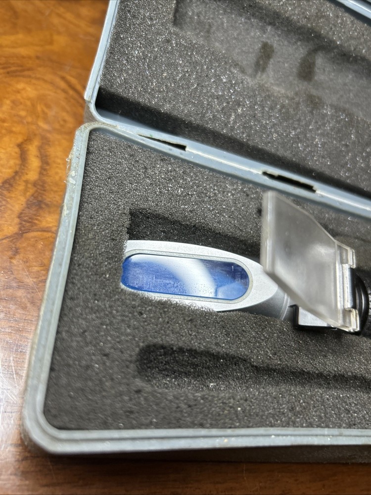 Portable Refractometer Fully Functional With Case