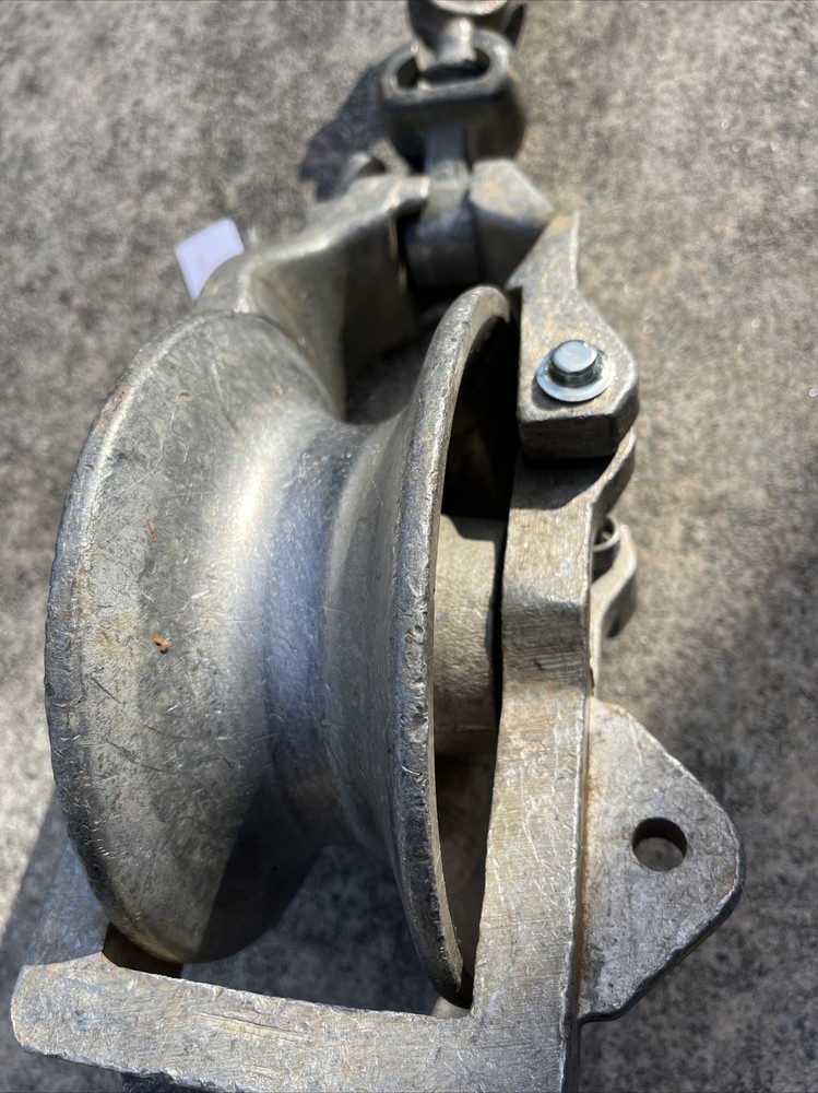 Sherman + Reilly XS-100-B Universal Stringing Block#4