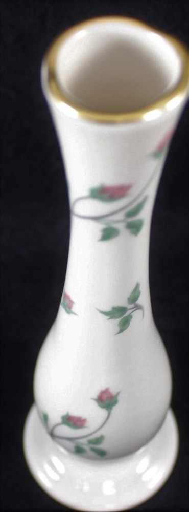 Lenox Manor Rose Bud Vase