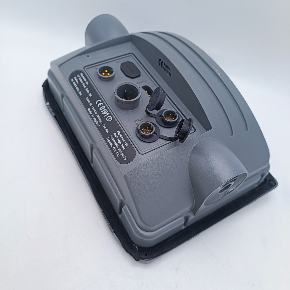 Raymarine C70 MFD GPS Multifunction Chartplotter Fishfinder GPS Display Sonar