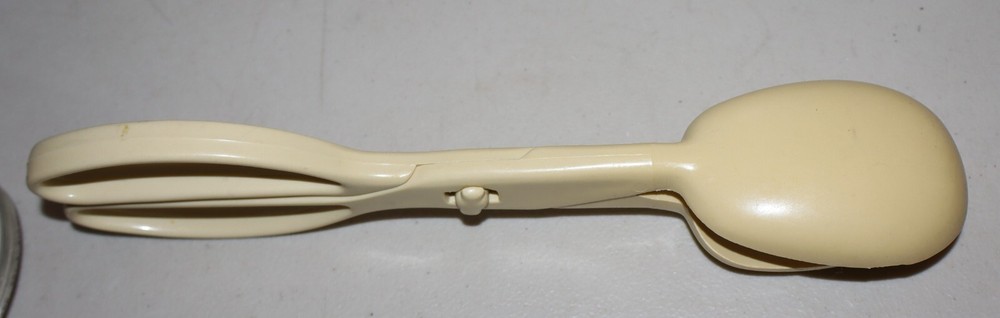 Vintage Plastic Spoon Fork Salad Tongs