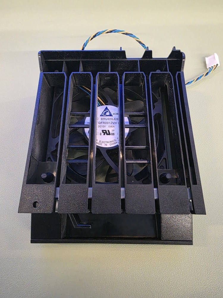 Lenovo P620 Front PCI Fan Assembly