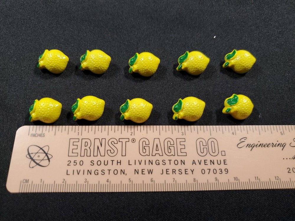 Shank Buttons "Lovely Lemons" 10 peice pack