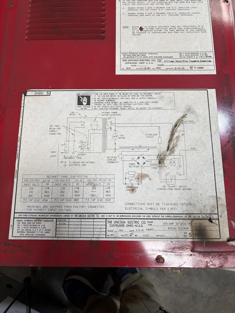 Lincoln IdealArc 250 Arc Welder Single Phase