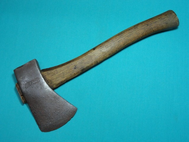 True Temper Tomahawk Hatchet Axe w/ Original Handle Belt Camp Trapping Ax No. TH