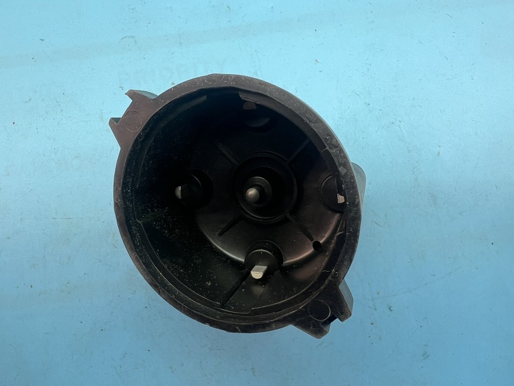Distributor Cap Mighty 6-376