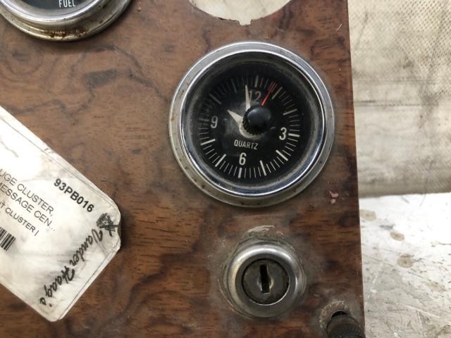 Peterbilt 377 Speedometer Instrument Cluster - Used