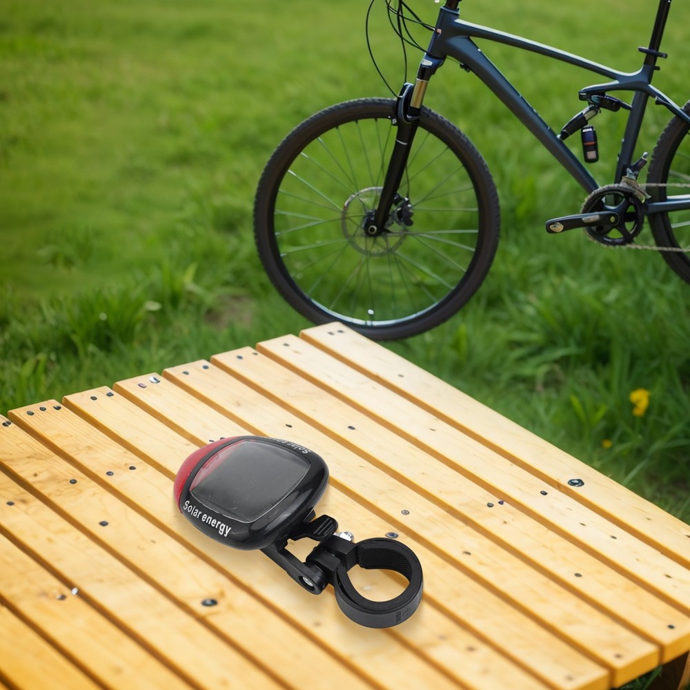 Sustainable Lighting Solution Solar Powered MTB Taillight Easy Mounting