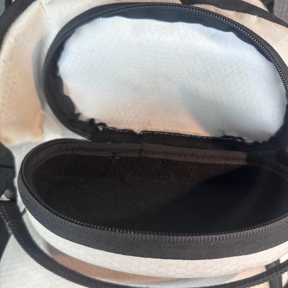 Lizard Skins Backpack Bag White Black Padded Compartment