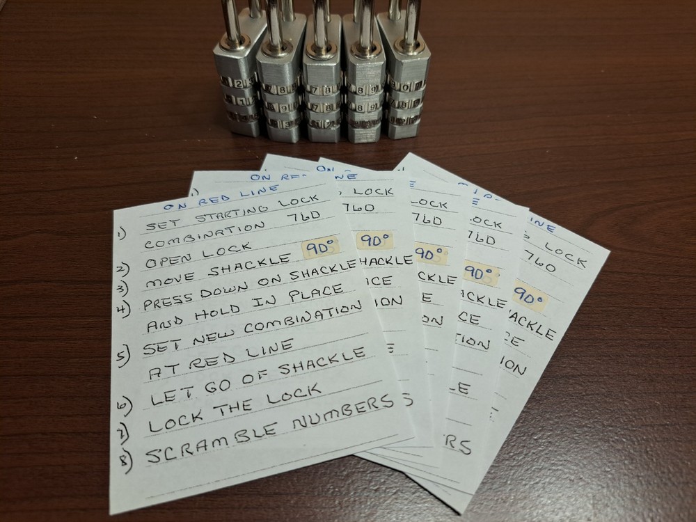 5 MASTER COMBINATION LOCKS w CHANGEABLE COMBINATION FEATURE w INSTRUCTIONS