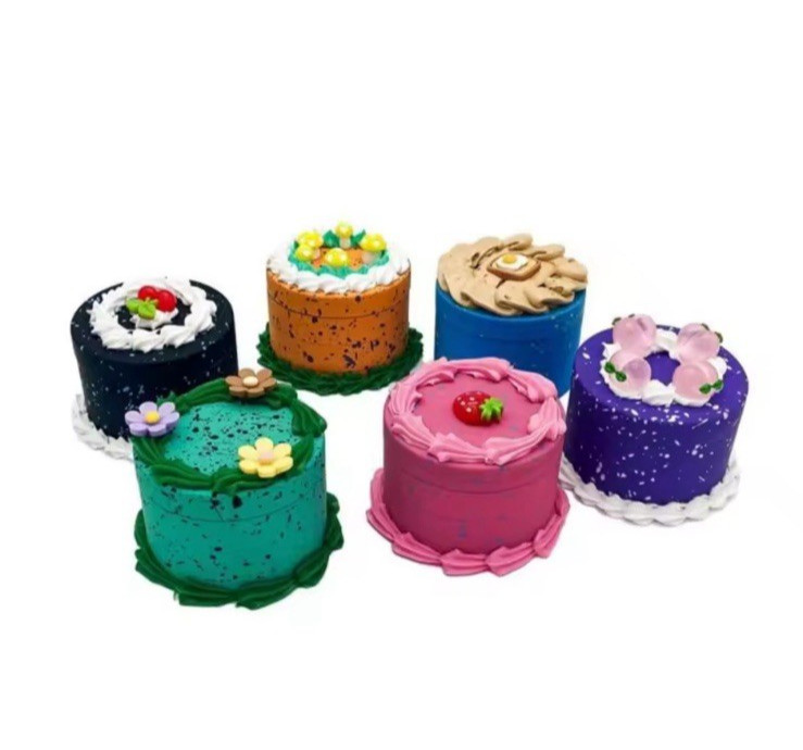 Fake Cake Metal herb Grinder
