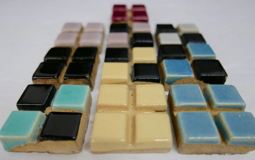 Malibu Checkerboard Design Tile-PINK/BLACK