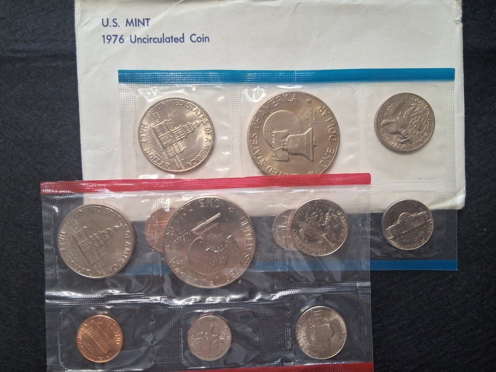 1976 US Mint Set P and D