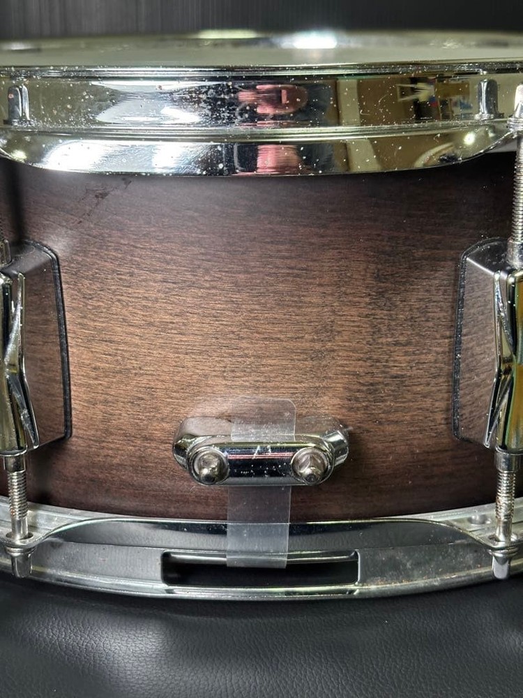 Pearl Decade Maple 14 inch snare drum