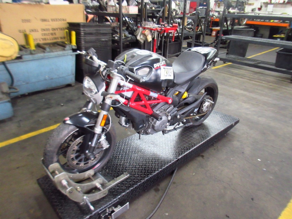 2011 11-13 Ducati Monster 796 Right Handlebar Control Switch Handle Bar Button