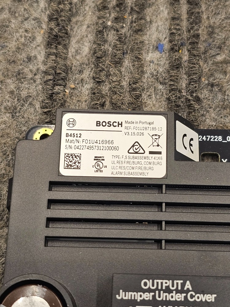 Bosch B4512: Control Panel B Series IP Control Panel, 28 Points