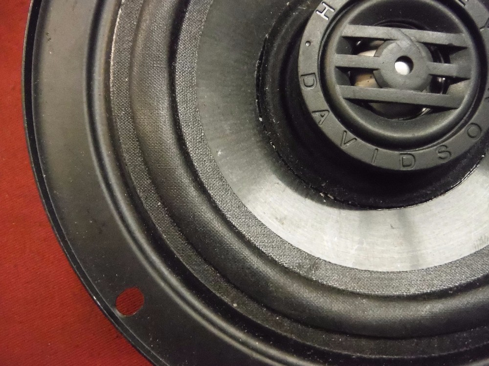 Harley Davidson FLHX FLHT Speaker 76000096